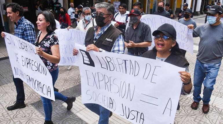 Trabajadores de la prensa movilizados contra el proyecto de “ley mordaza”. | José Rocha